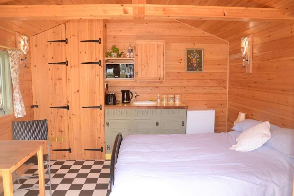 Woolcombe Cabin East Allington ภายนอก รูปภาพ